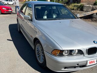 2001 BMW 5 серии 525i IV (E39) Рестайлинг, серебристый, 790000 рублей, вид 2