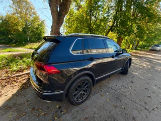 2018 Volkswagen Tiguan II, чёрный, 3300000 рублей, вид 3