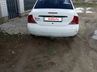 2002 Ford Focus I (North America), белый, 310000 рублей, вид 4
