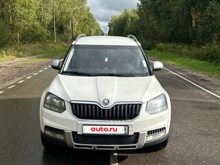 2014 Skoda Yeti I Рестайлинг, белый, 850000 рублей, вид 3