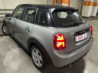 2019 Mini Hatch Cooper III (F55/F56) Рестайлинг, серый, 1690000 рублей, вид 5