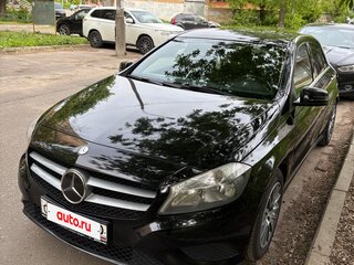 2013 Mercedes-Benz A-Класс 180 III (W176), чёрный, 900000 рублей, вид 2