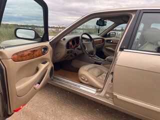 1999 Jaguar XJ II (X308), золотистый, 1200000 рублей, вид 5