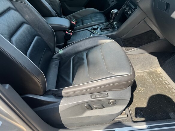2019 Volkswagen Tiguan II, серебристый - вид 9