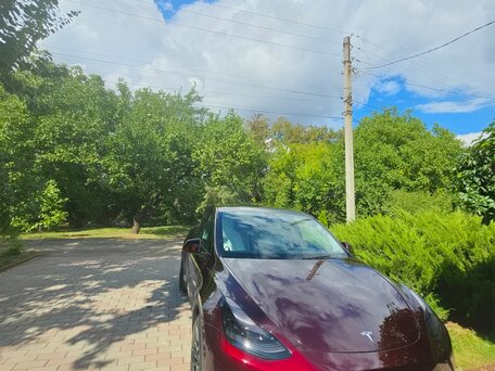 2023 Tesla Model Y Performance I, красный, 5200000 рублей, вид 4