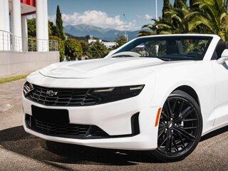 2019 Chevrolet Camaro VI Рестайлинг, белый, 3300000 рублей, вид 3
