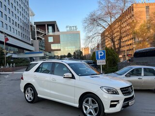 2012 Mercedes-Benz M-Класс 350 CDI III (W166), белый, 2300000 рублей, вид 2