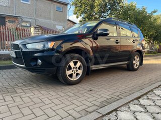 2011 Mitsubishi Outlander II Рестайлинг, чёрный, 1300000 рублей, вид 1