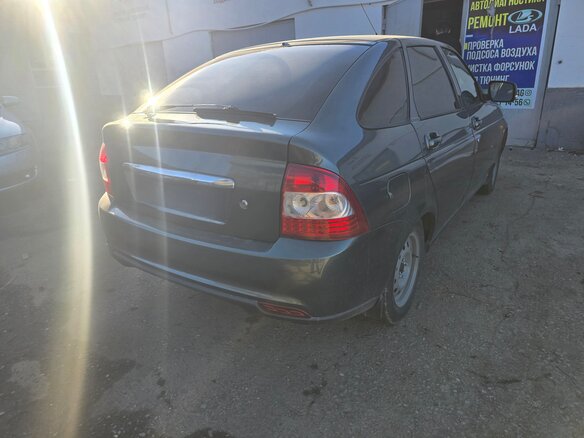 2010 Lada (ВАЗ) Priora I, серый, 450000 рублей - вид 10