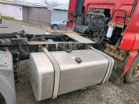 2008 MAN TGA, красный, 1800000 рублей, вид 4