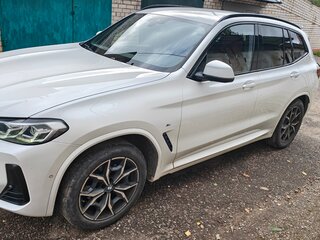 2021 BMW X3 20i xDrive III (G01) Рестайлинг, белый, 4350000 рублей, вид 4