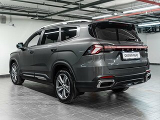 2026 Geely Okavango I Рестайлинг, серый, 3993990 рублей, вид 4