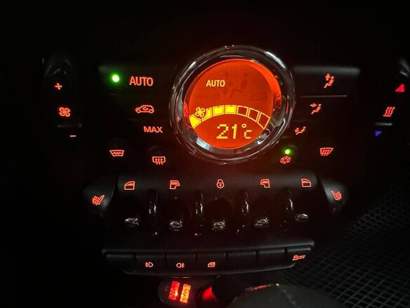 2010 Mini Countryman Cooper S I, белый, 1750000 рублей - вид 12