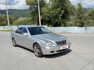 2001 Mercedes-Benz S-Класс 320 Long IV (W220), серебристый, 560000 рублей, вид 2