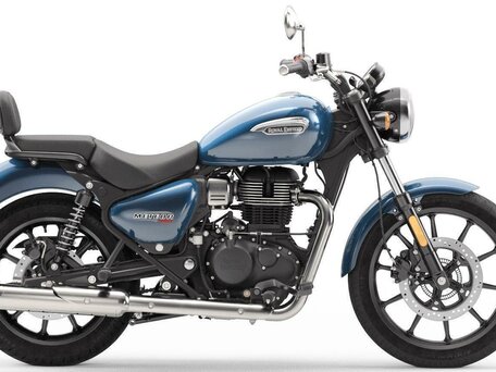2025 Royal Enfield Meteor, пурпурный, 500000 рублей, вид 3