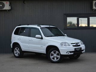 2014 Chevrolet Niva I Рестайлинг, белый, 649888 рублей, вид 3