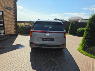 2024 Kia Carnival IV Рестайлинг, серый, 5700000 рублей, вид 3