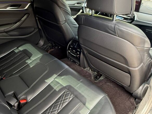 2021 BMW 5 серии 530d xDrive VII (G30/G31/G38) Рестайлинг, чёрный, 7490000 рублей - вид 29