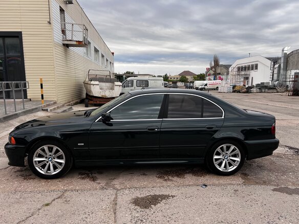 2000 BMW 5 серии 525d IV (E39) Рестайлинг, зелёный, 750000 рублей - вид 4