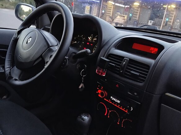 2007 Renault Symbol I Рестайлинг 2, серый, 180000 рублей - вид 6