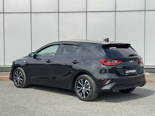 2022 Kia Ceed III Рестайлинг, чёрный, 2000000 рублей, вид 2