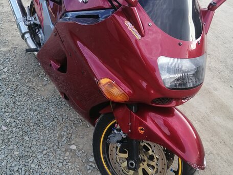 1997 Kawasaki ZZR 1100, красный, 285000 рублей, вид 3