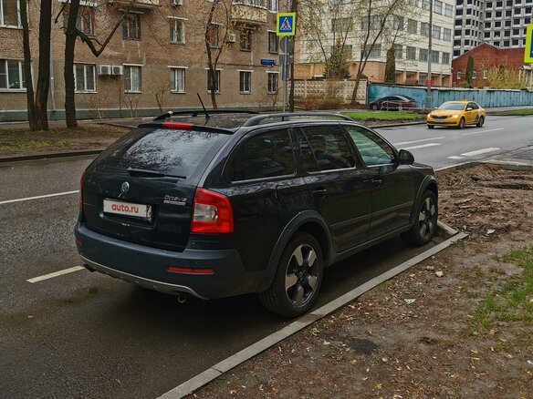 2012 Skoda Octavia Scout II (A5) Рестайлинг, чёрный, 1240000 рублей - вид 1
