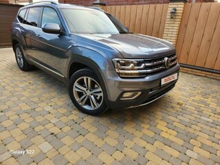 2019 Volkswagen Teramont I, серый, 4200000 рублей, вид 2