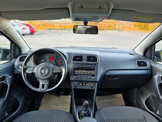 2012 Volkswagen Polo V, чёрный, 910000 рублей, вид 5