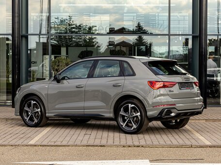 2026 Audi Q3 35 TFSI II (F3), серый, 3495000 рублей, вид 4