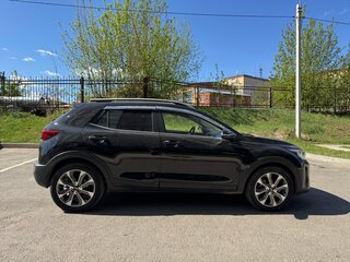 2018 Kia Stonic I, чёрный, 1950000 рублей, вид 4