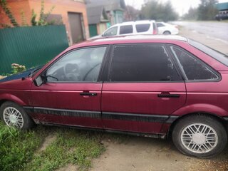 1989 Volkswagen Passat B3, красный, 70000 рублей, вид 2