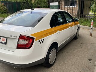 2017 Skoda Rapid I, белый, 1100000 рублей, вид 4