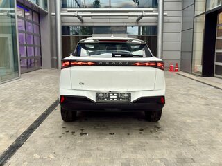 2026 Omoda C5 II, белый, 2629000 рублей, вид 5