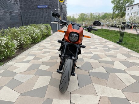 2019 Harley-Davidson LiveWire, оранжевый, 1400000 рублей, вид 3