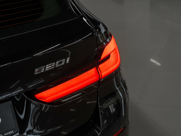 2022 BMW 5 серии 520i VII (G30/G31/G38) Рестайлинг, чёрный - вид 29