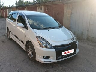 2004 Toyota Wish I, белый, 800000 рублей, вид 4