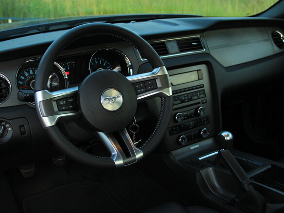 2013 Ford Mustang V Рестайлинг, синий - вид 4