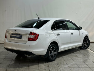 2017 Skoda Rapid I, белый, 710000 рублей, вид 3