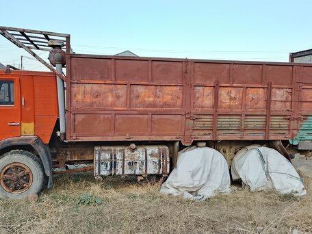 1986 КамАЗ 5320, красный, 450000 рублей, вид 5