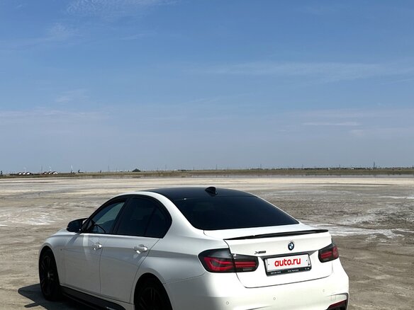 2015 BMW 3 серии 320i xDrive VI (F3x), белый, 2550000 рублей - вид 1