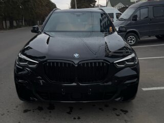 2021 BMW X5 40i IV (G05/G18), чёрный, 7500000 рублей, вид 3