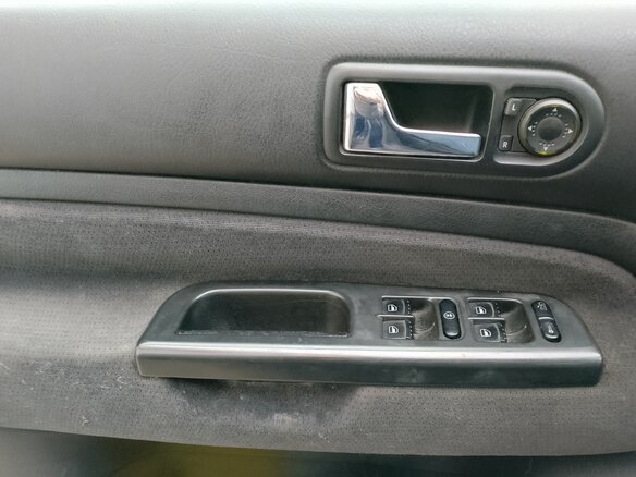 1998 Volkswagen Golf IV, синий, 270000 рублей - вид 7