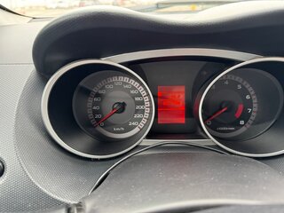 2007 Mitsubishi Outlander II, серый, 850000 рублей, вид 2