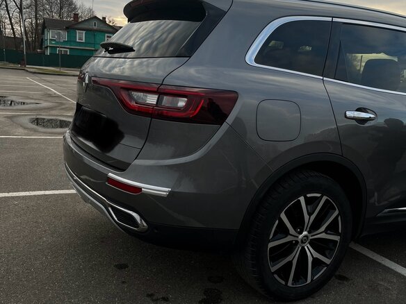 2019 Renault Koleos II Рестайлинг, серебристый, 1900000 рублей - вид 4