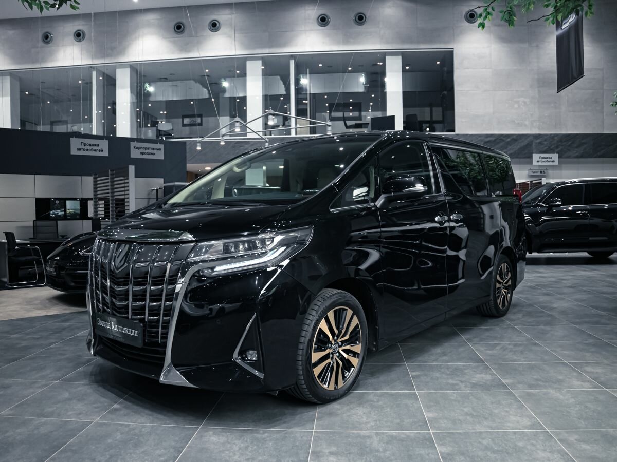 Открыть фотографии: Toyota Alphard III Рестайлинг