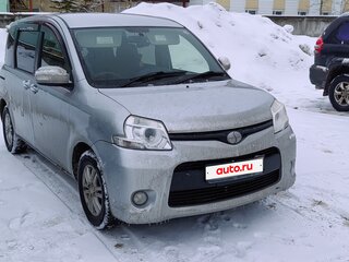 2012 Toyota Sienta I Рестайлинг 2, серебристый, 1050000 рублей, вид 4