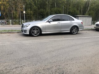2012 Mercedes-Benz C-Класс 180 BlueEFFICIENCY III (W204) Рестайлинг, серебристый, 1450000 рублей, вид 4