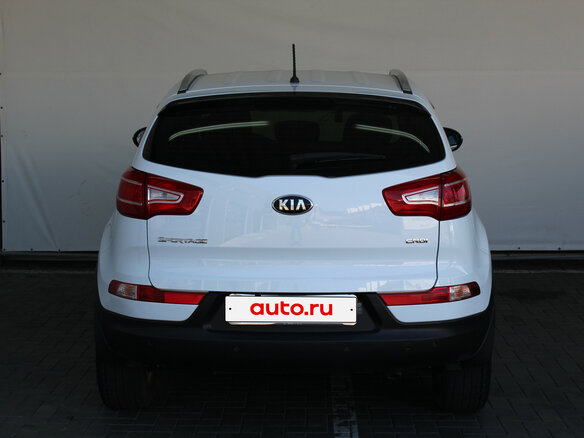 2013 Kia Sportage III, белый, 1600000 рублей - вид 3