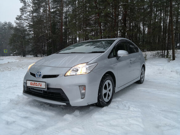 2012 Toyota Prius III Рестайлинг (XW30), серый